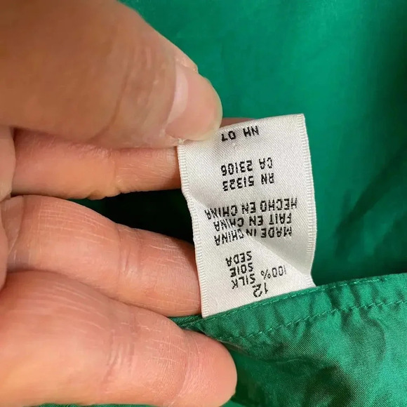 Vintage 90s 100% Silk Buttons up Green Shirt women size 12 - Picture 4 of 7